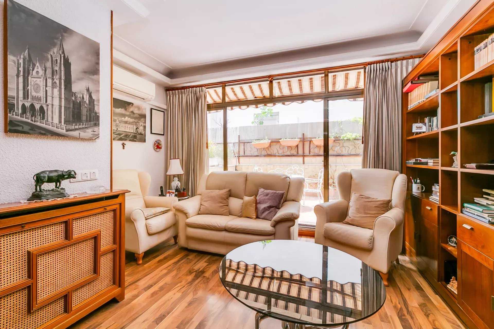 Madrid  - Maison 1 Pi&egrave;ce 4 Chambres