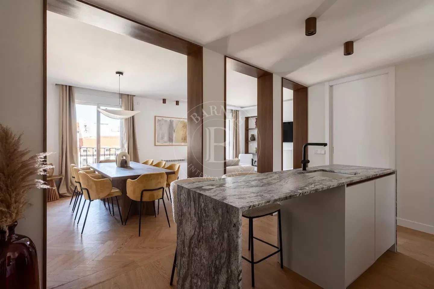 Madrid  - Apartment 4 Bedrooms