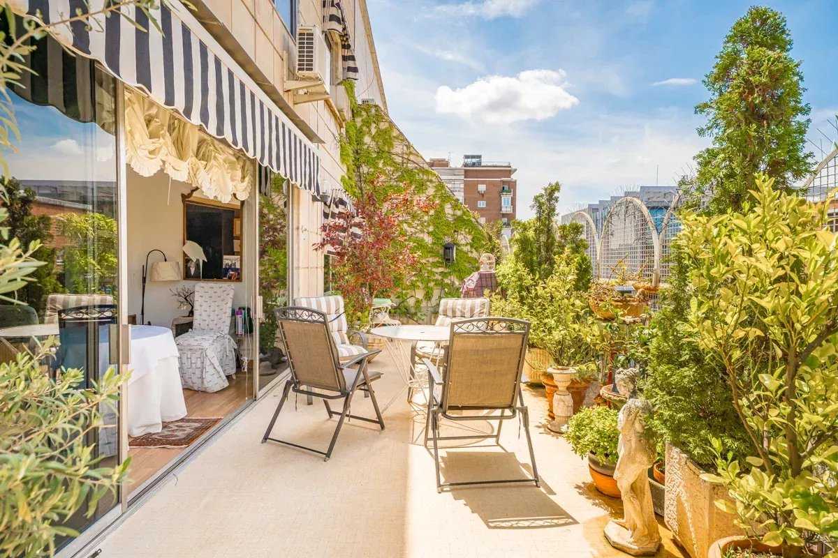 Madrid  - Appartement 10 Pi&egrave;ces 7 Chambres