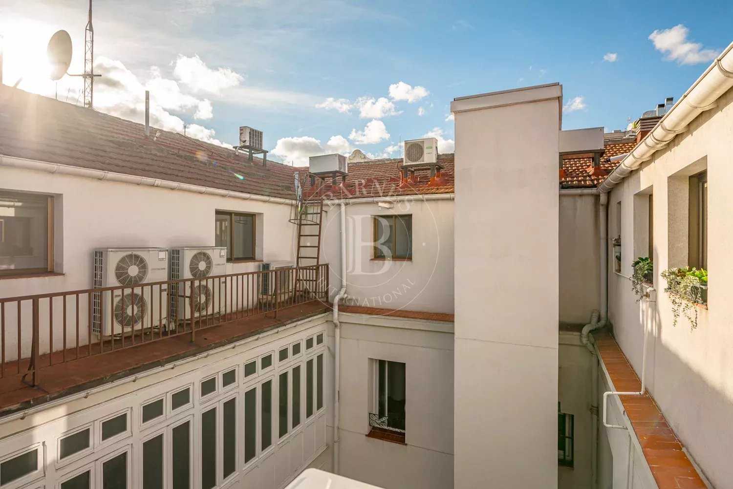 Madrid  - Ático 3 Cuartos 2 Habitaciones