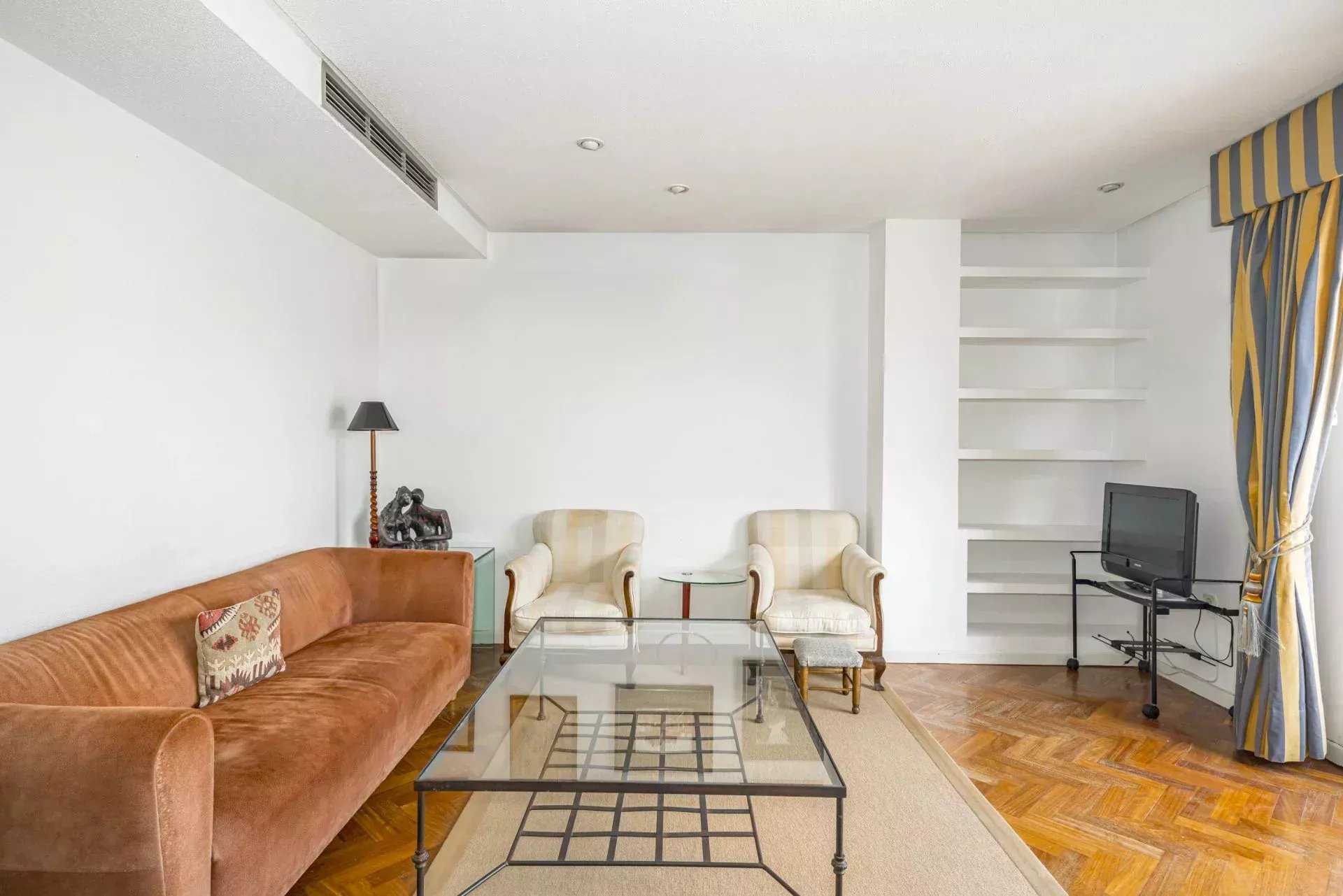 Madrid  - Apartment 3 Bedrooms