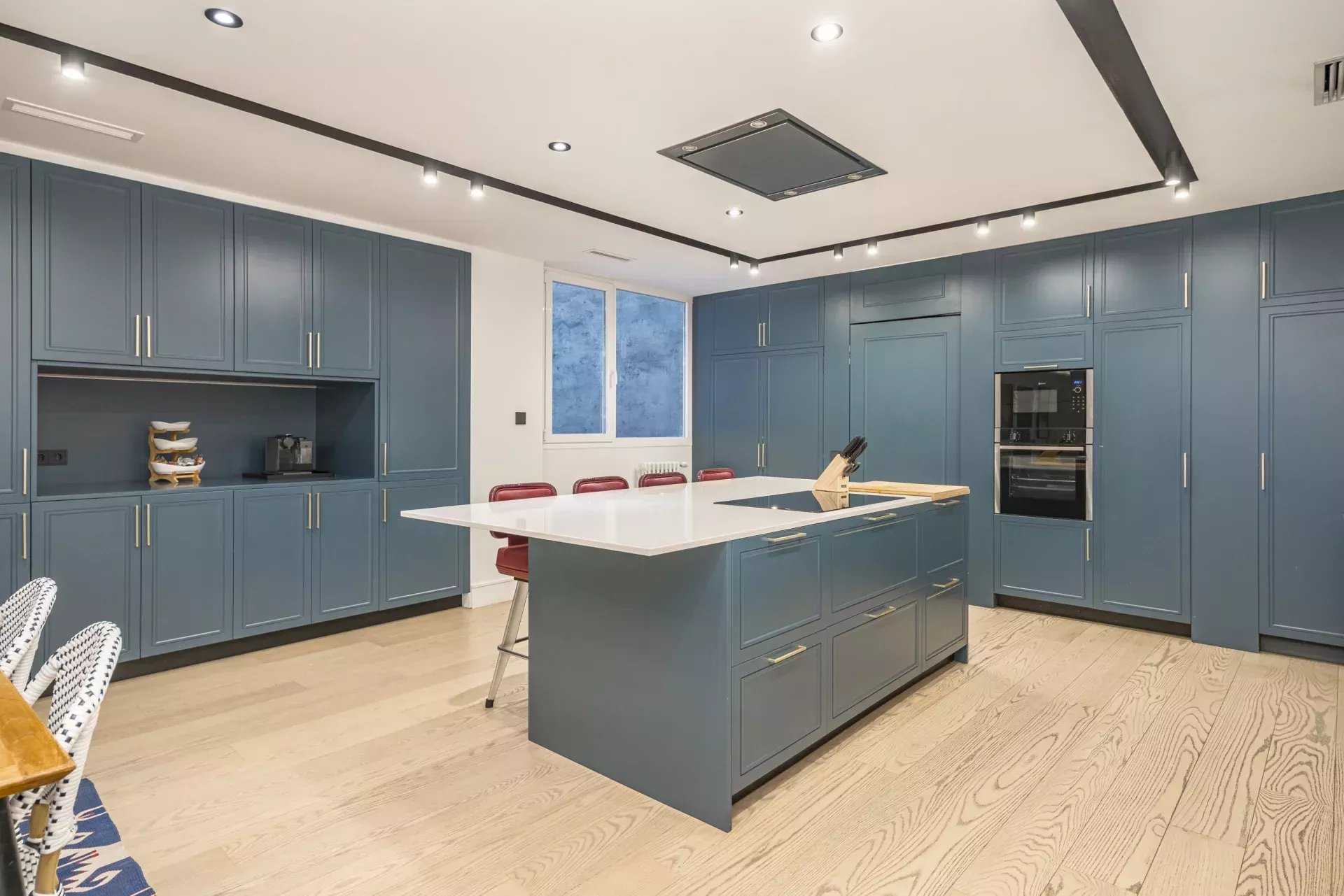 Madrid  - Apartment 4 Bedrooms