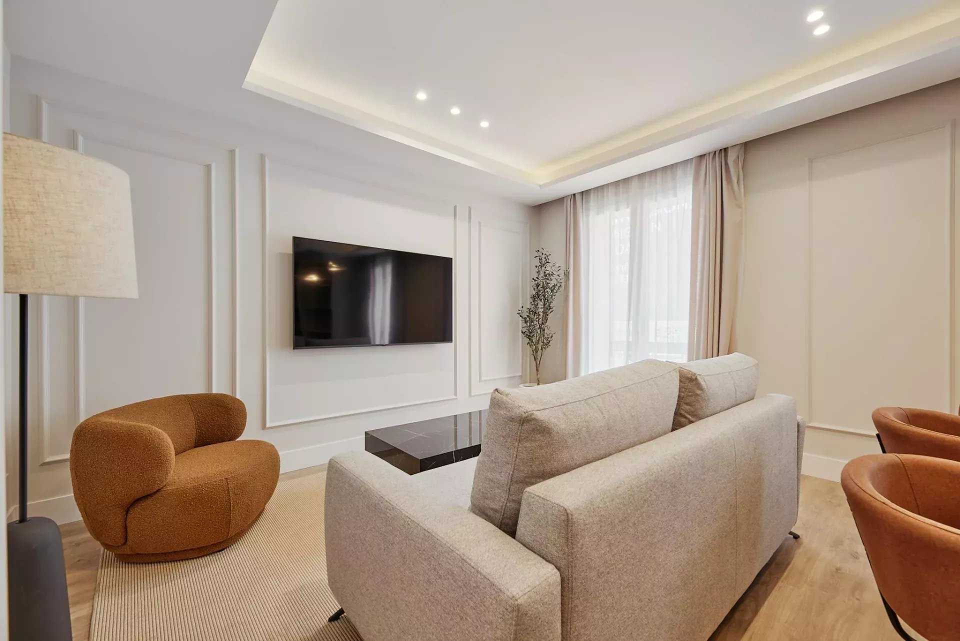 Madrid  - Apartment 3 Bedrooms
