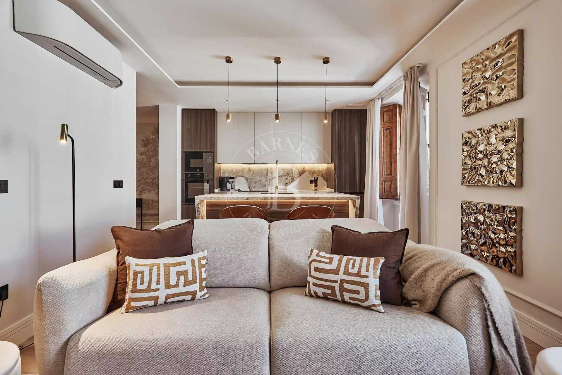 Madrid  - Apartment 3 Bedrooms