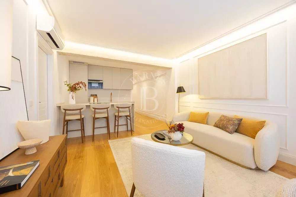 Madrid  - Apartment 3 Bedrooms