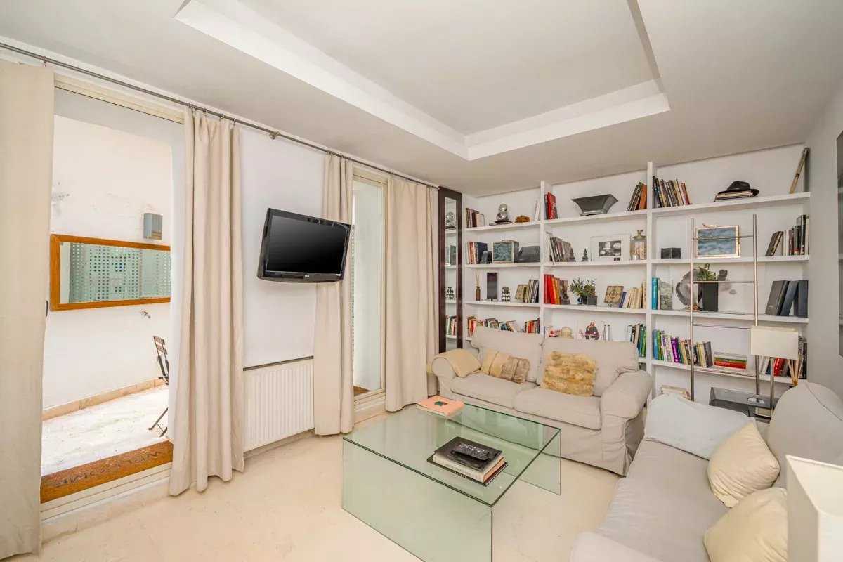 Madrid  - Piso 4 Cuartos, 1 Habitacion