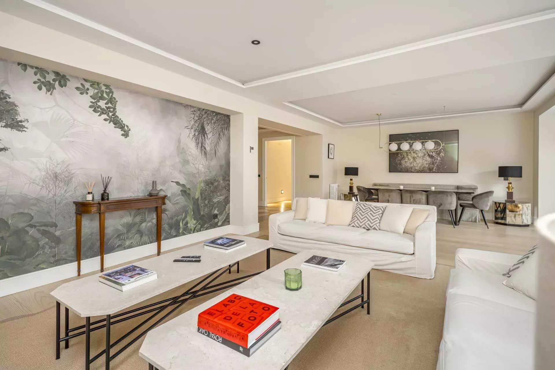 Madrid  - Apartment 4 Bedrooms