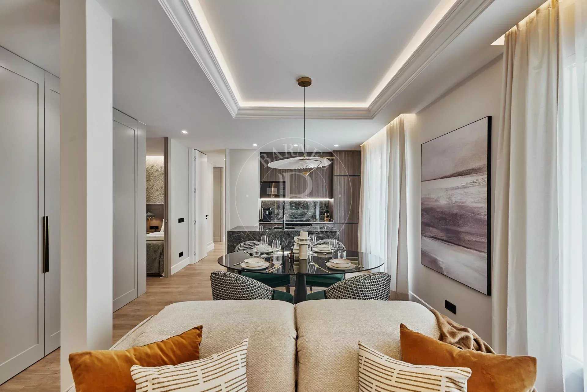 Madrid  - Apartment 3 Bedrooms