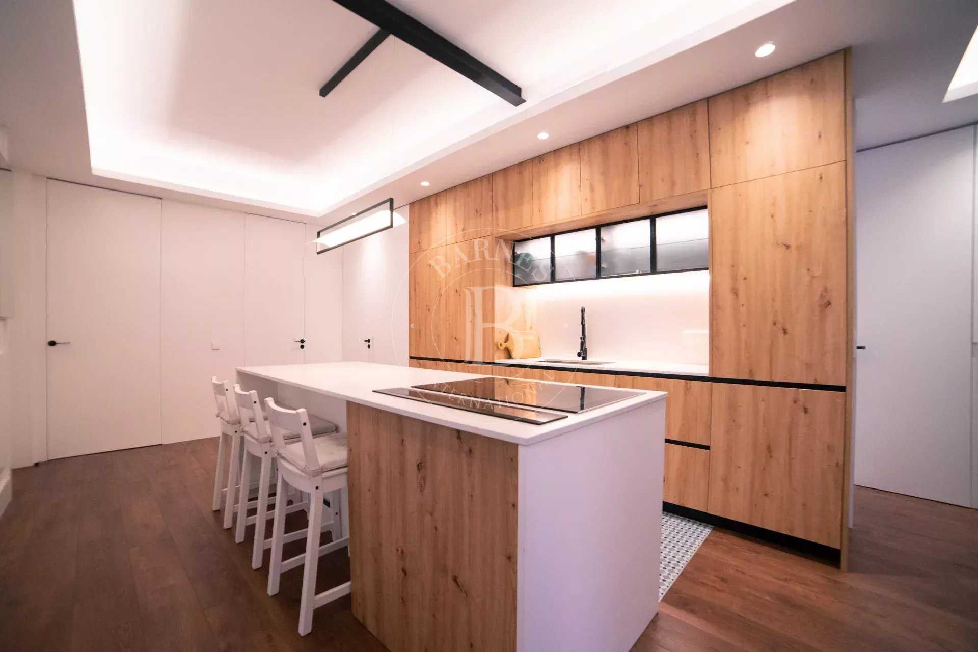 Madrid  - Apartment 4 Bedrooms