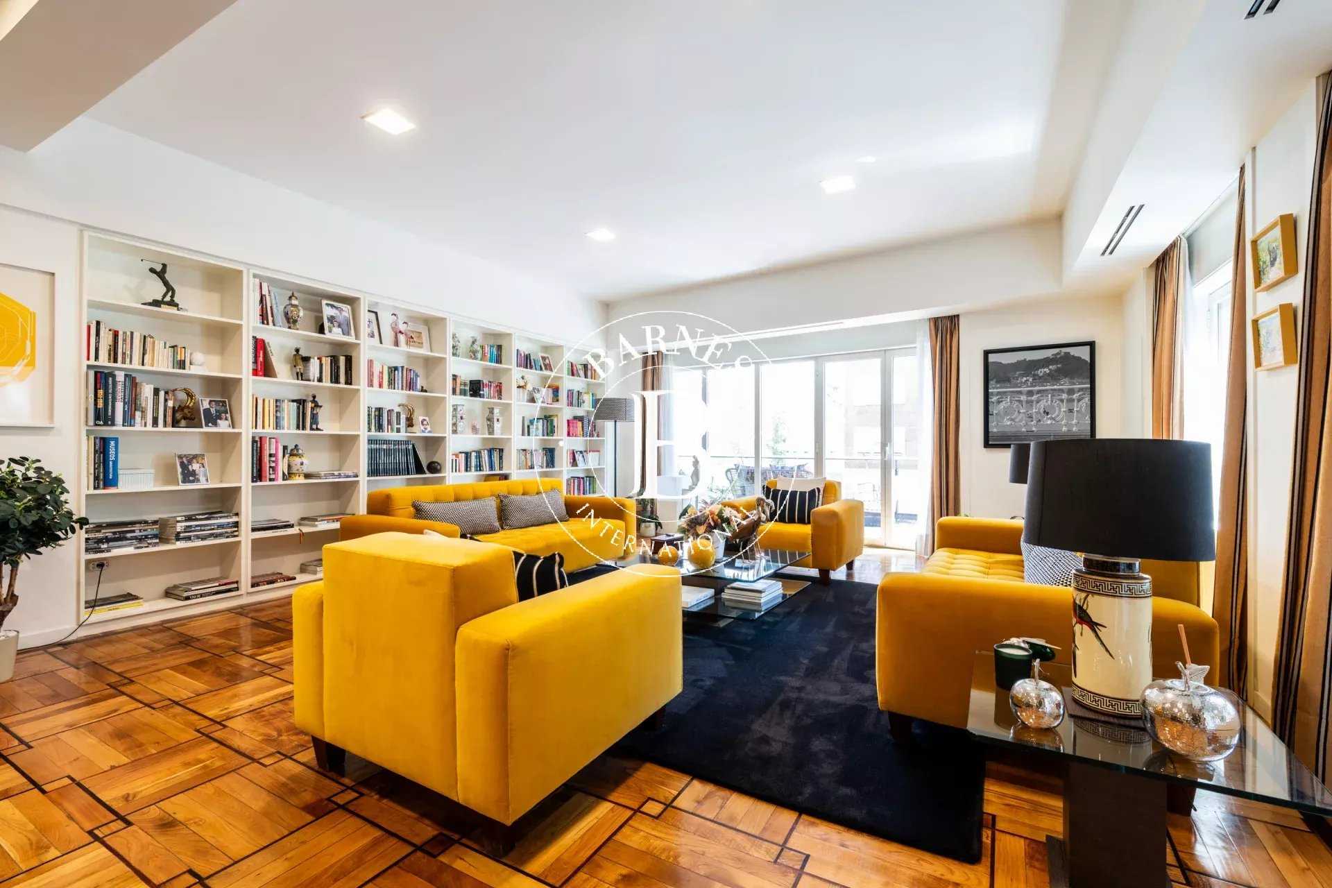 Madrid  - Appartement 4 Pi&egrave;ces 4 Chambres