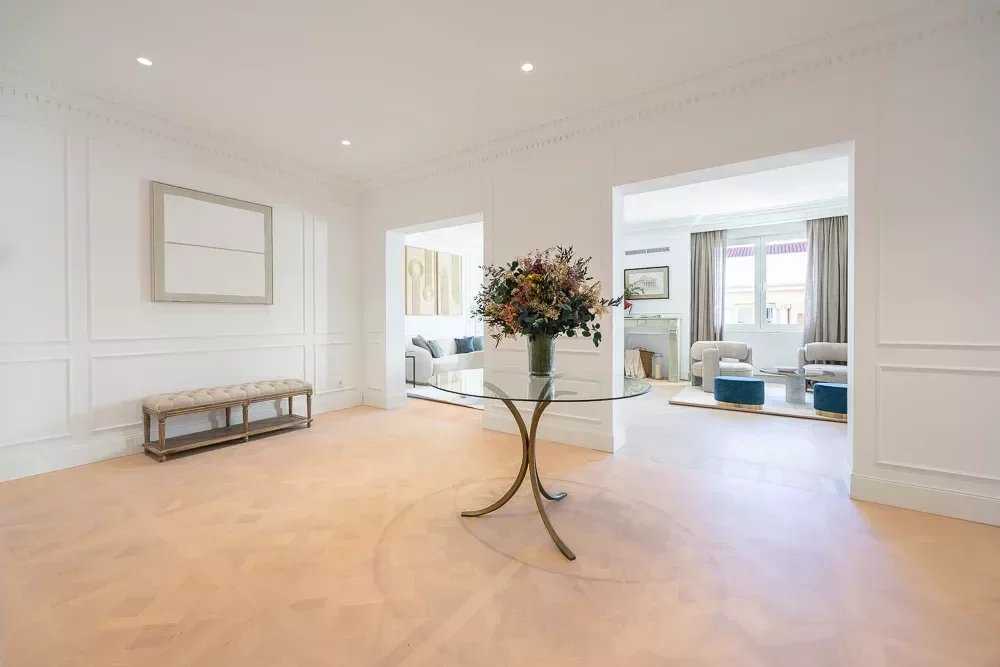 Madrid  - Apartment 4 Bedrooms