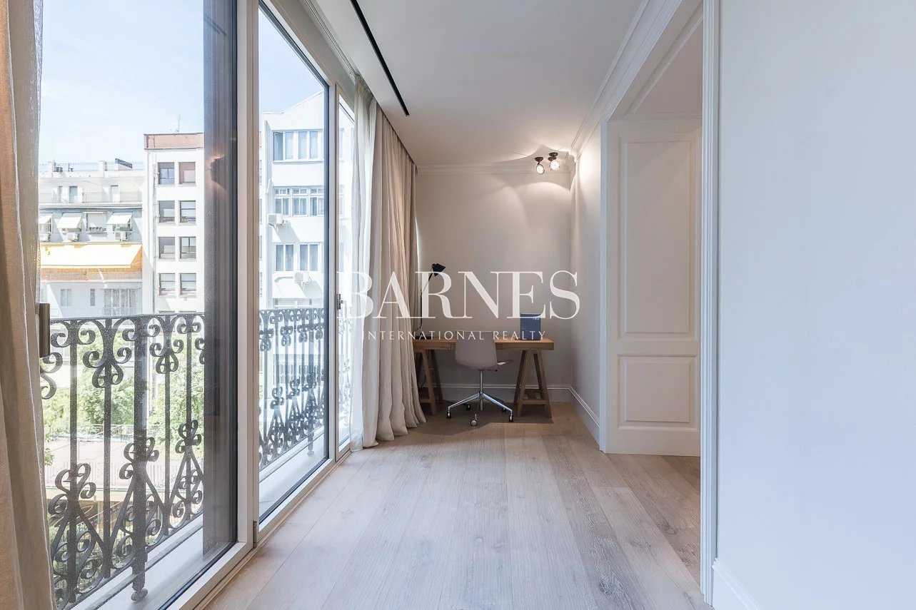Madrid  - Appartement 6 Pi&egrave;ces 6 Chambres