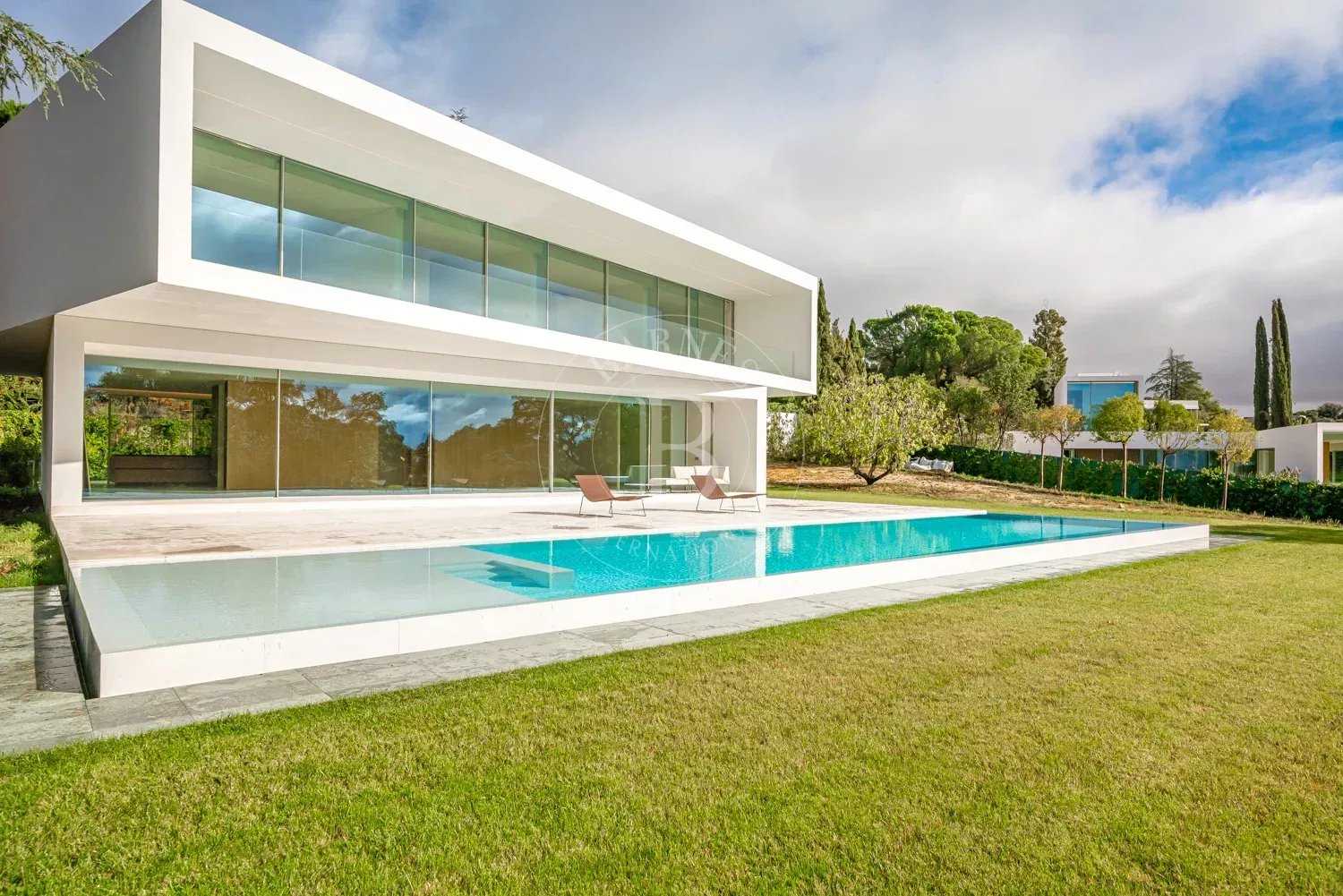 Alcobendas  - Apartment 8 Bedrooms