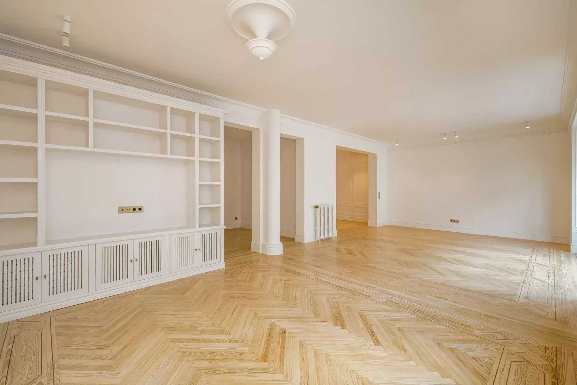 Madrid  - Apartment 4 Bedrooms