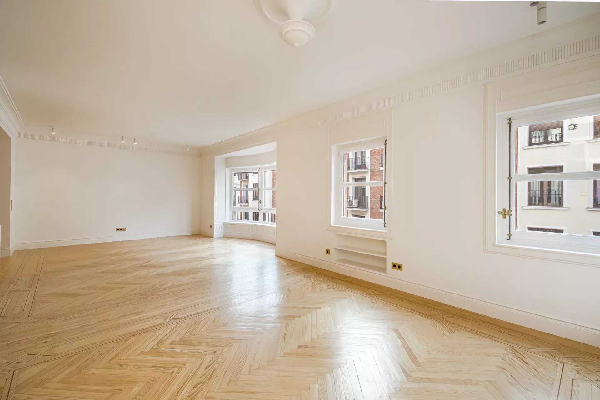 Madrid  - Apartment 4 Bedrooms