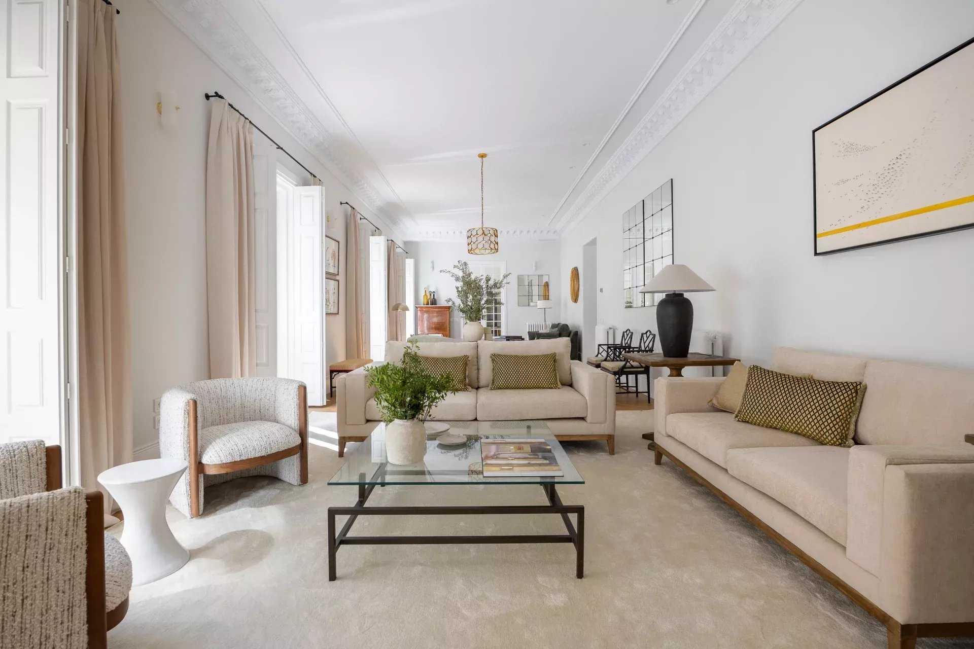 Madrid  - Apartment 5 Bedrooms