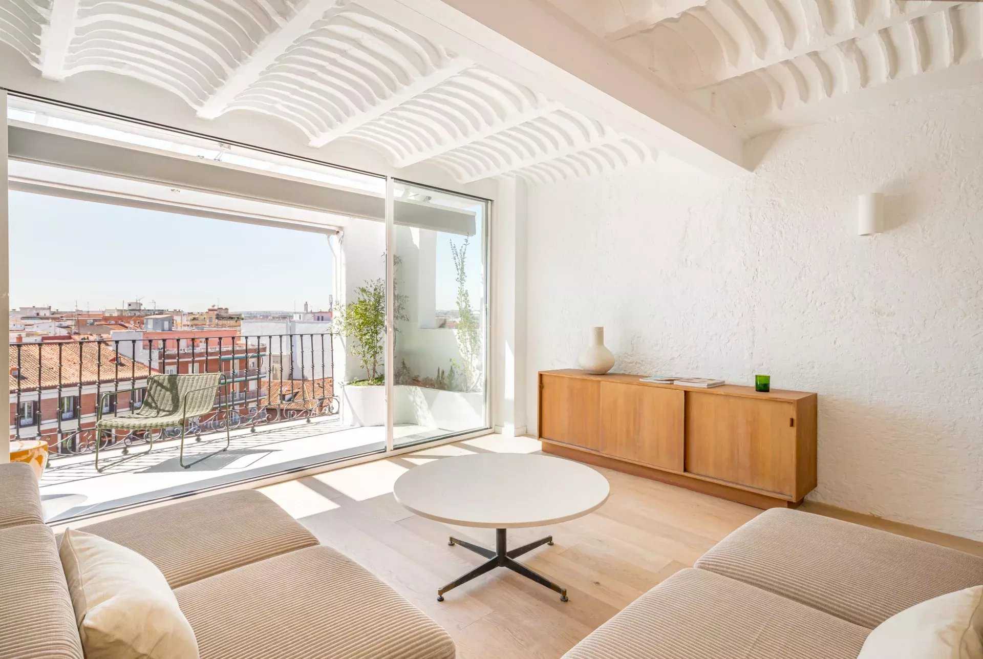 Madrid  - Apartment 4 Bedrooms