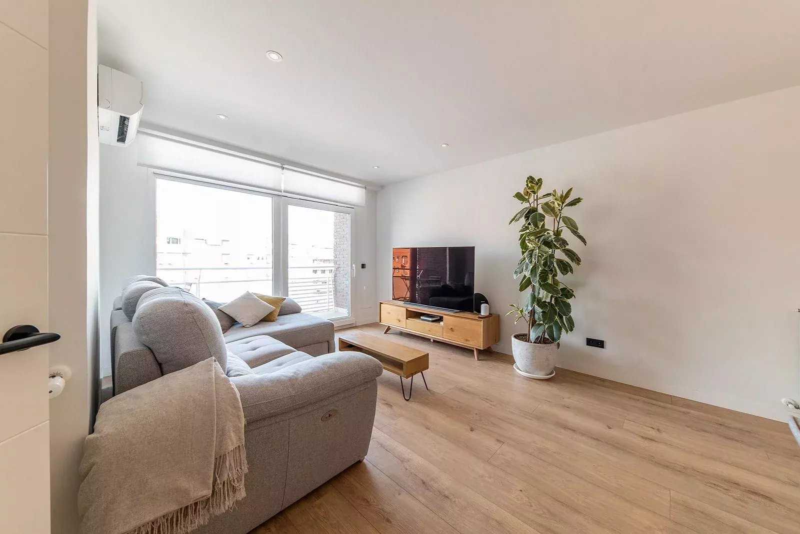 Madrid  - Apartment 3 Bedrooms