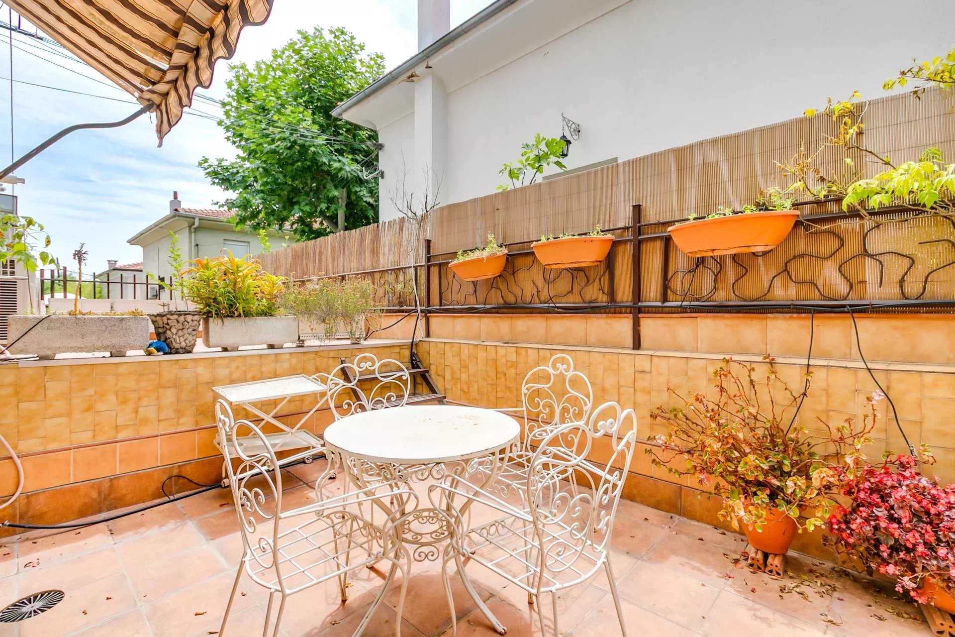 Madrid  - Maison 1 Pi&egrave;ce 4 Chambres