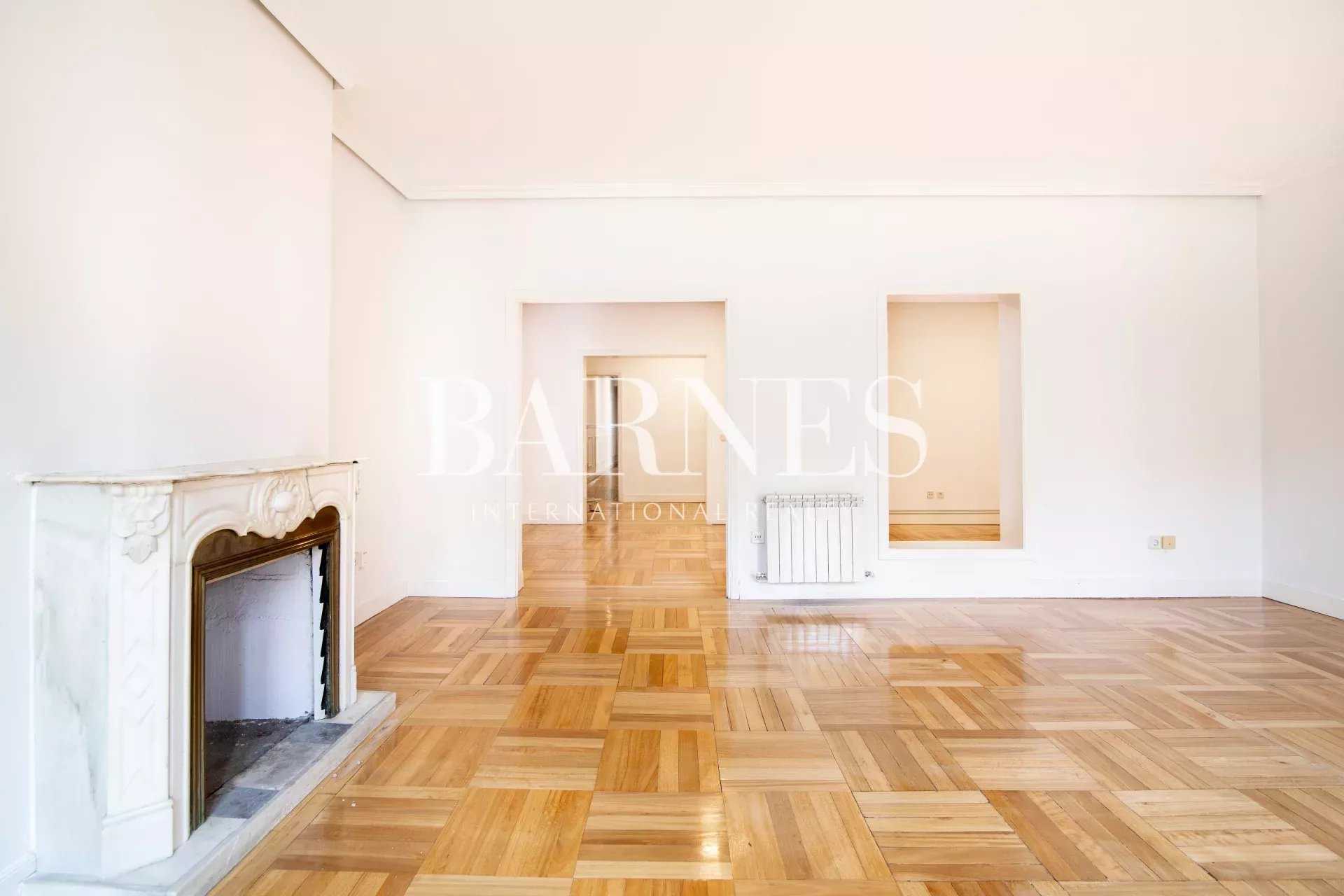 Madrid  - Appartement 3 Pi&egrave;ces 3 Chambres