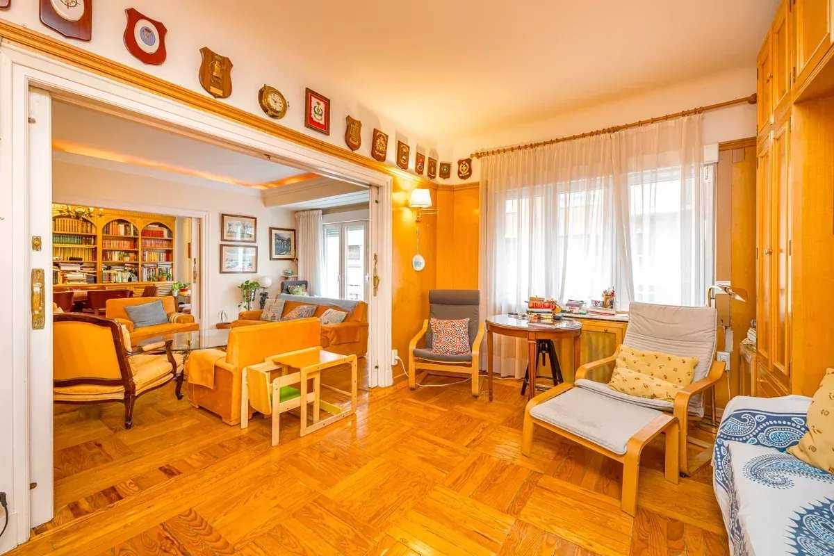 Madrid  - Piso 3 Cuartos 4 Habitaciones