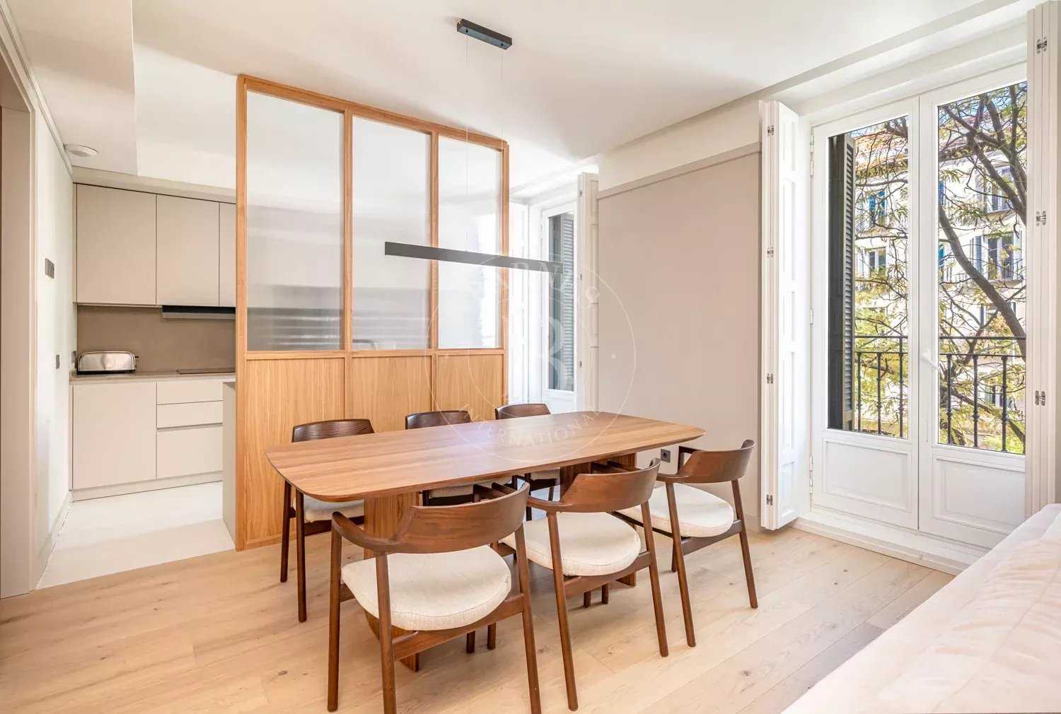 Madrid  - Apartment 3 Bedrooms