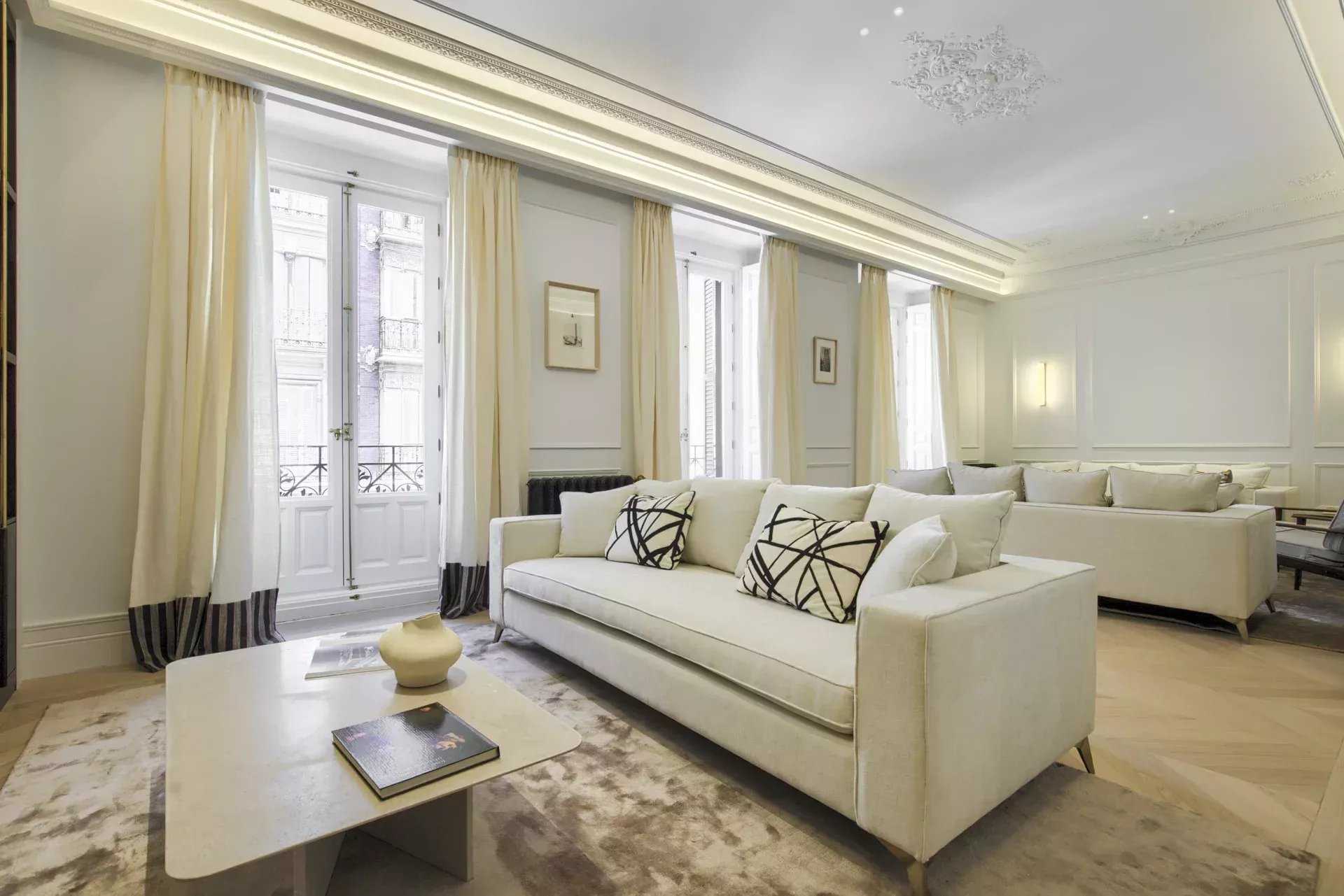 Madrid  - Apartment 4 Bedrooms