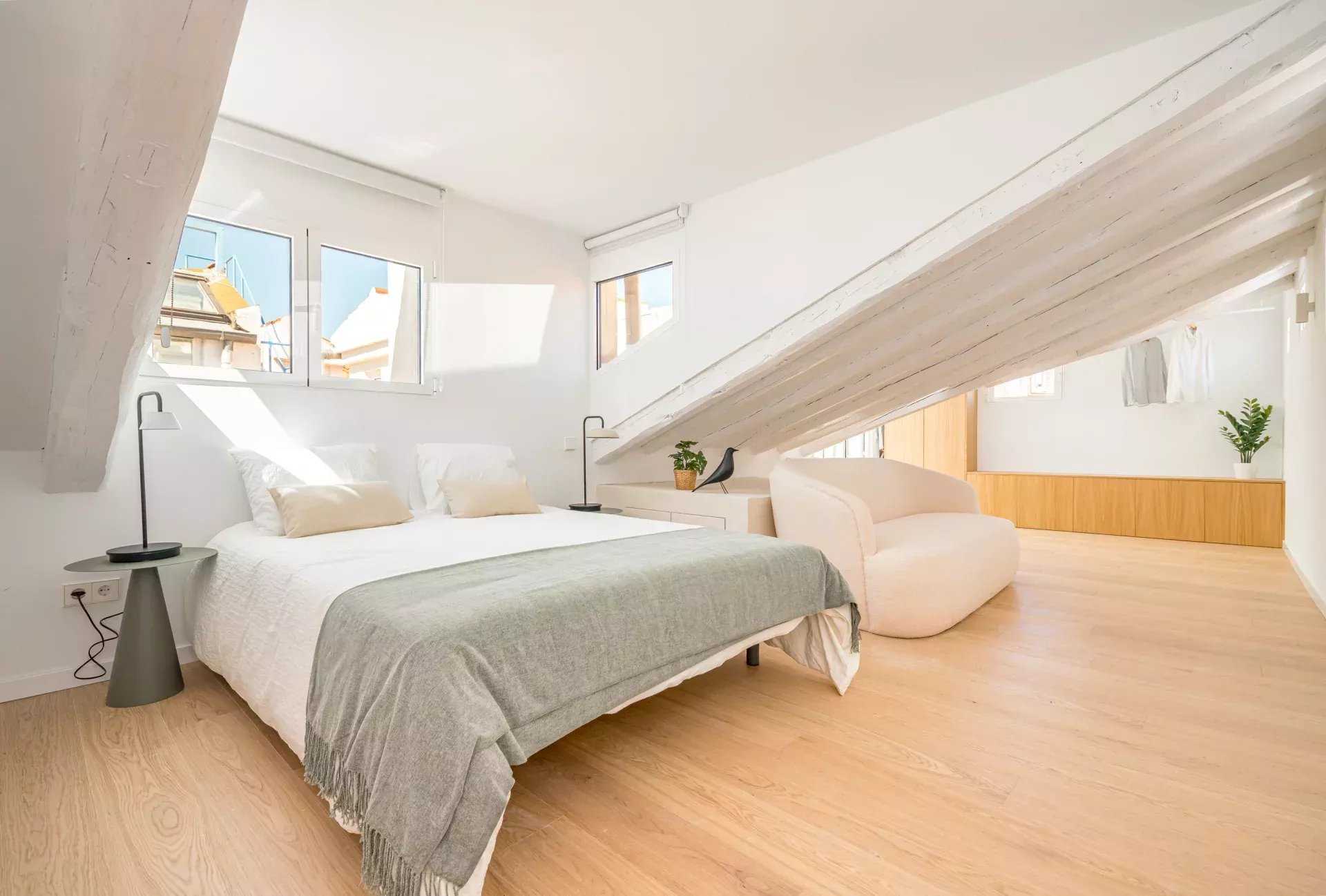 Madrid  - Apartment 4 Bedrooms