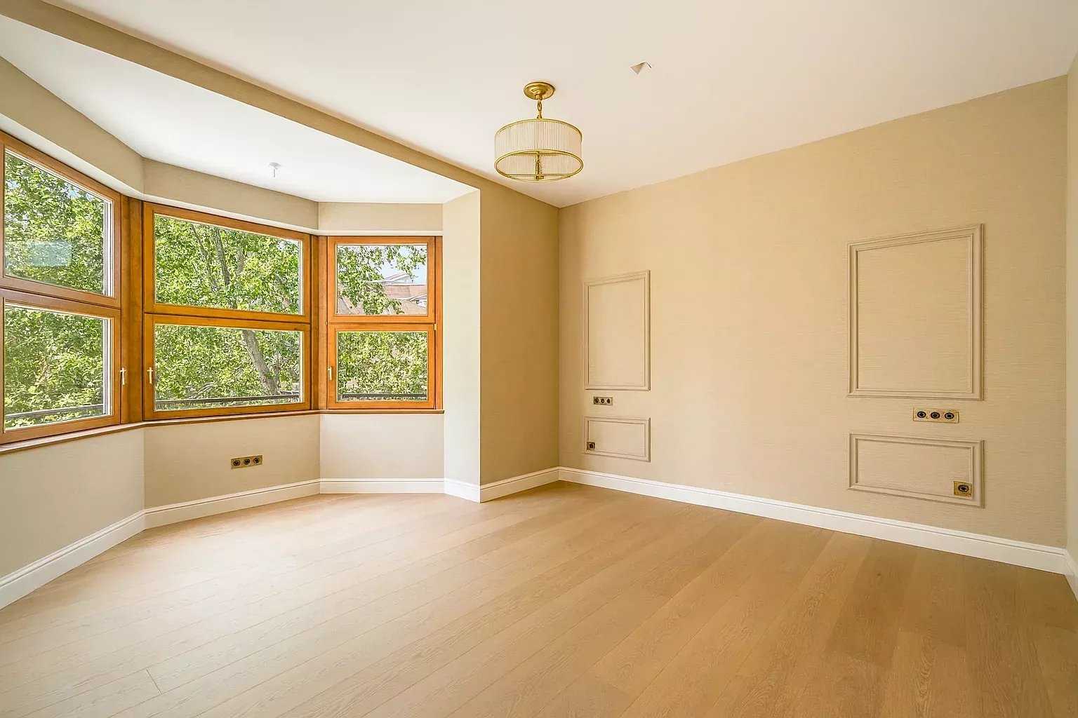 Madrid  - Apartment 4 Bedrooms