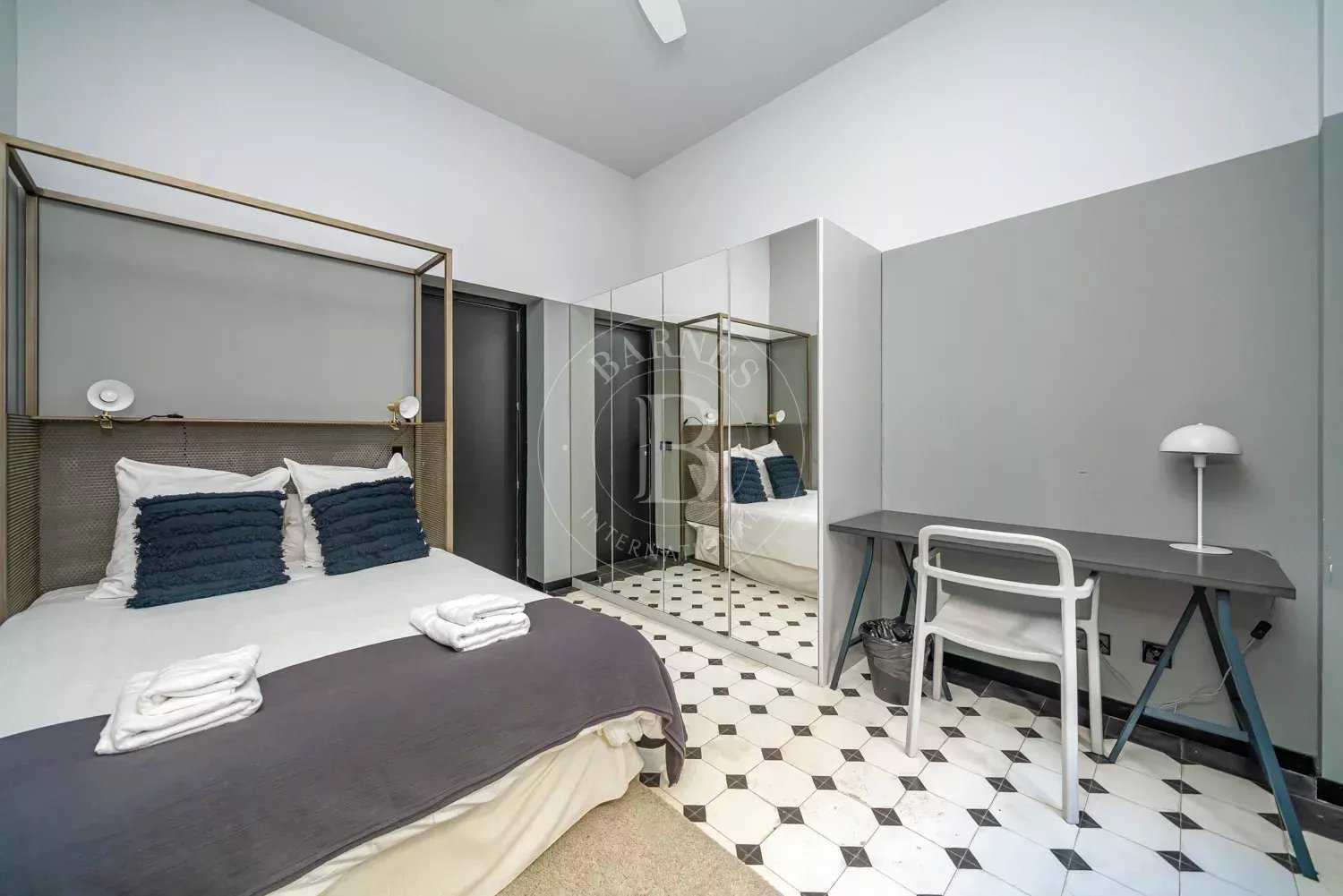 Madrid  - Apartment 5 Bedrooms