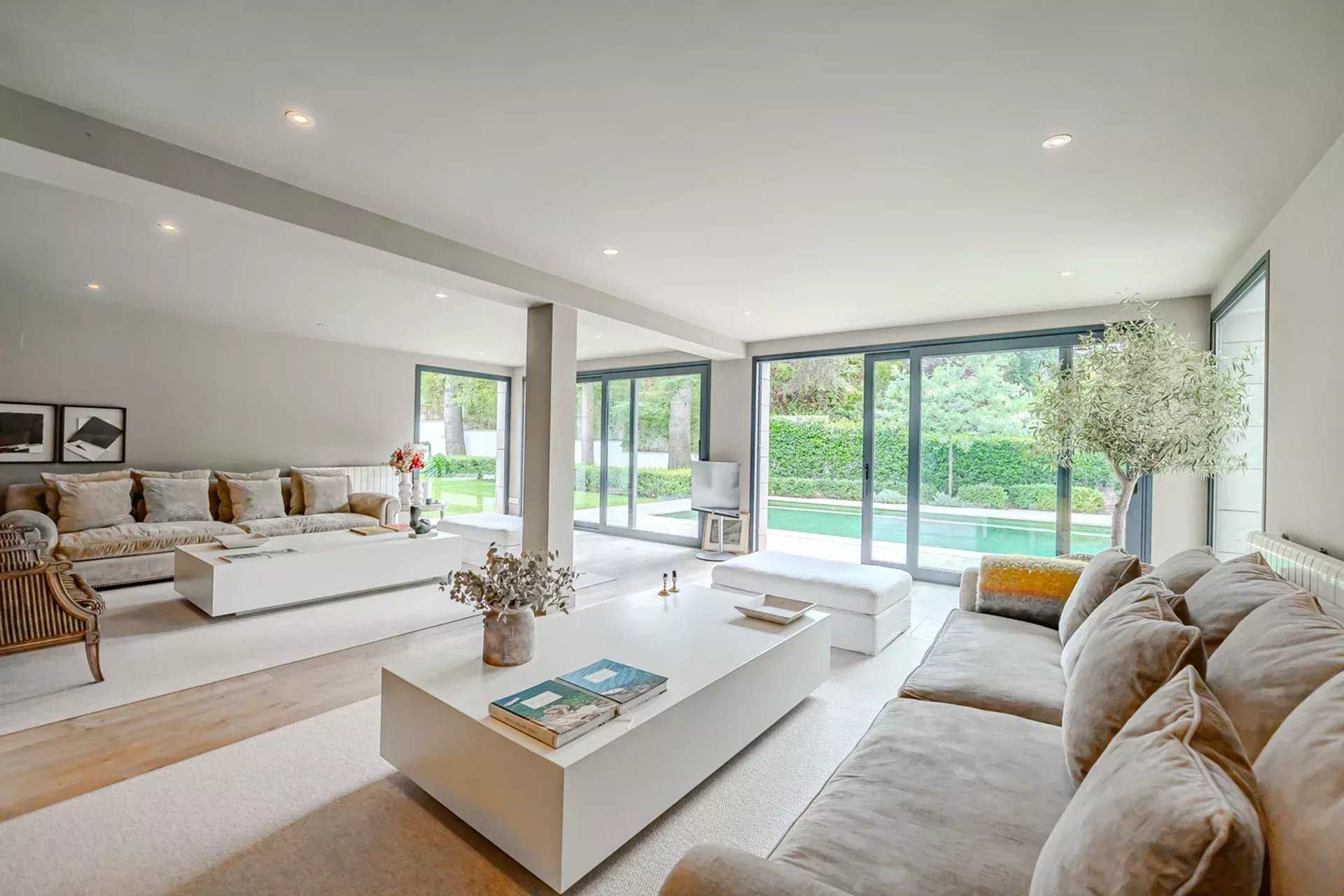 Madrid  - Chalet 6 Bedrooms