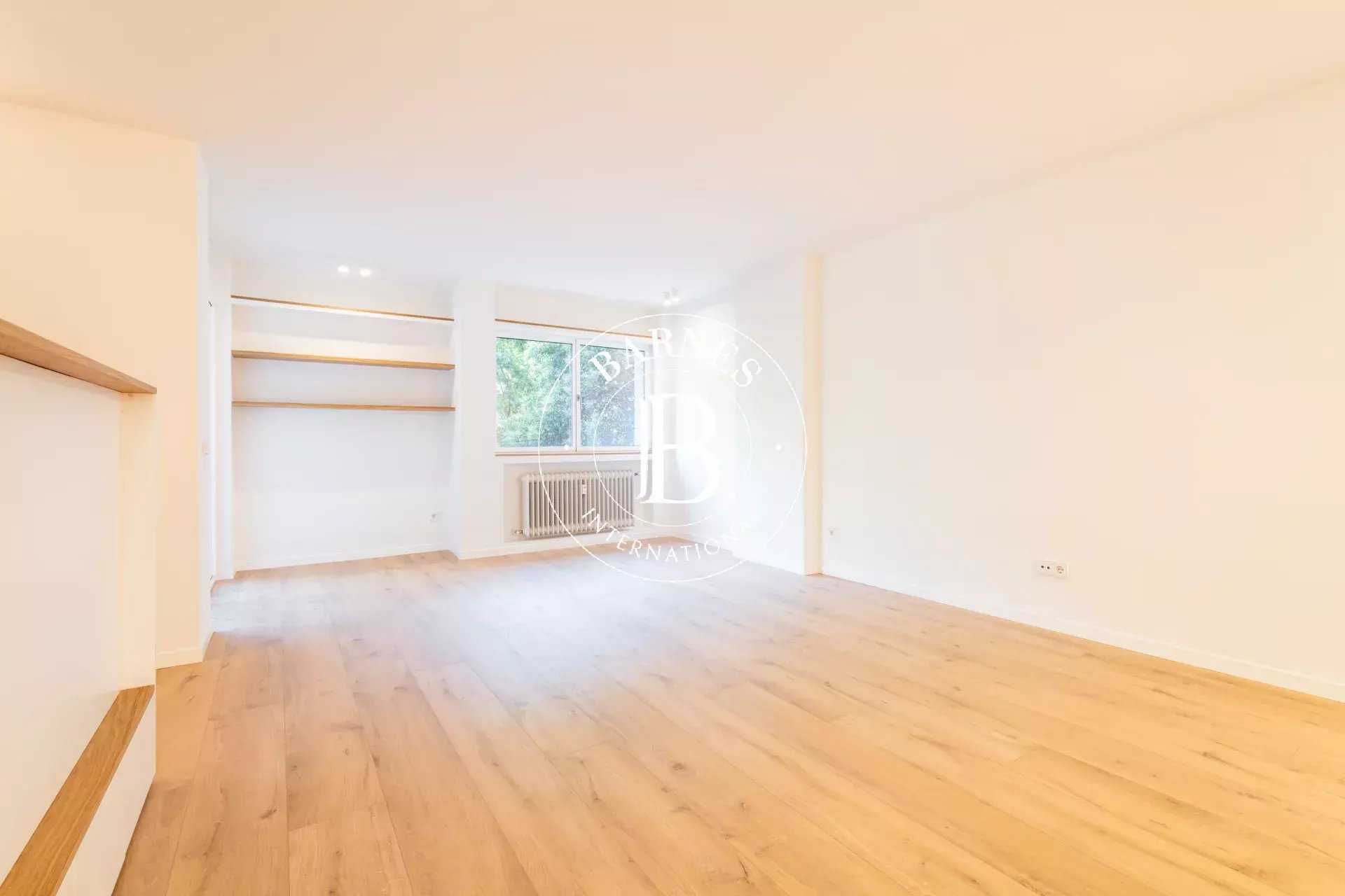 Madrid  - Appartement 3 Pi&egrave;ces 3 Chambres