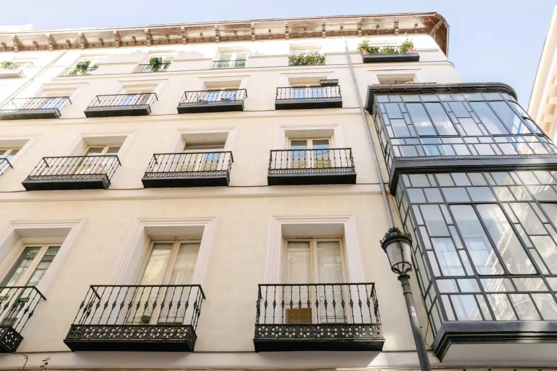 Madrid  - Apartment 4 Bedrooms