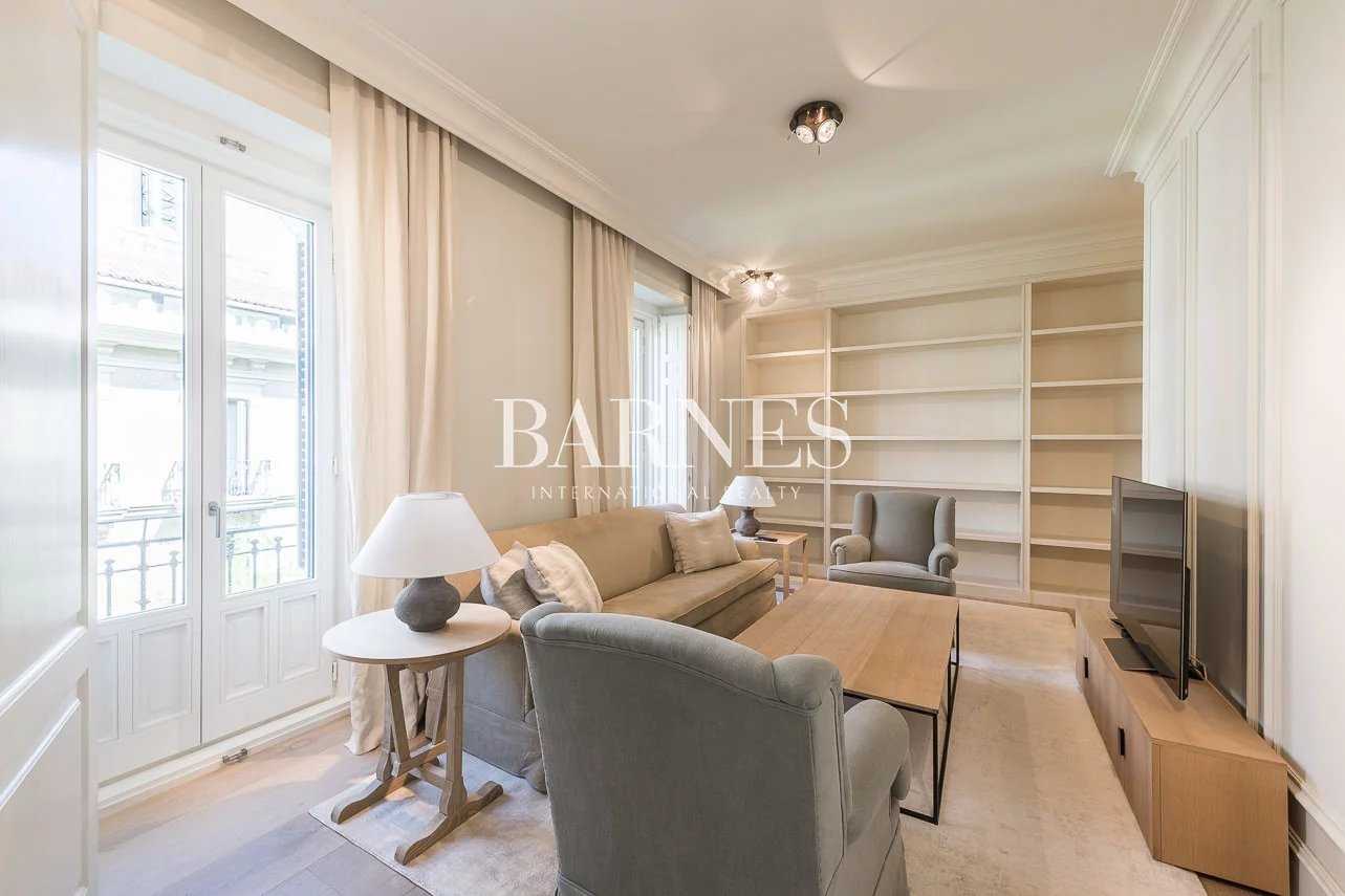 Madrid  - Appartement 6 Pi&egrave;ces 6 Chambres
