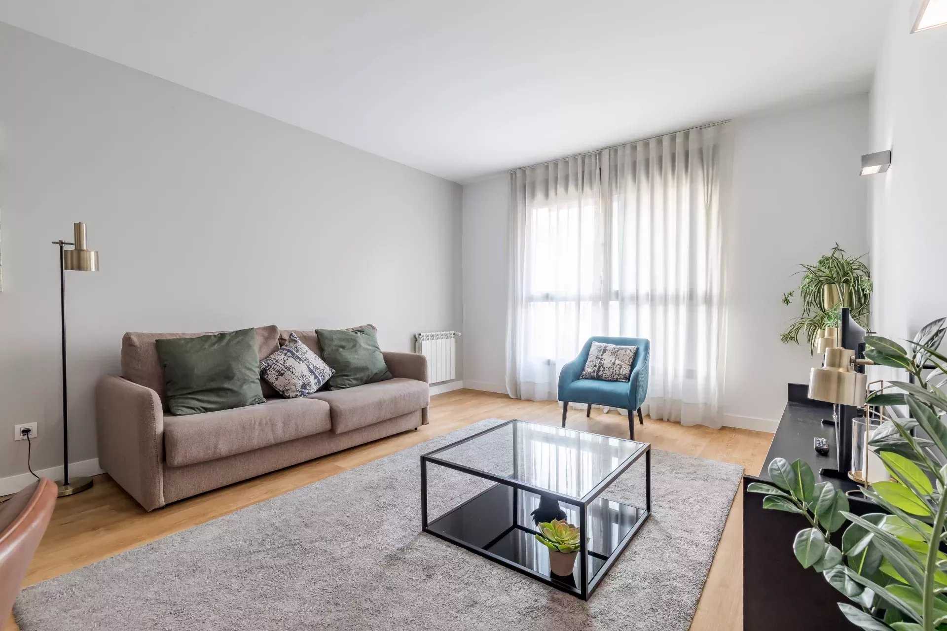Madrid  - Apartment 3 Bedrooms