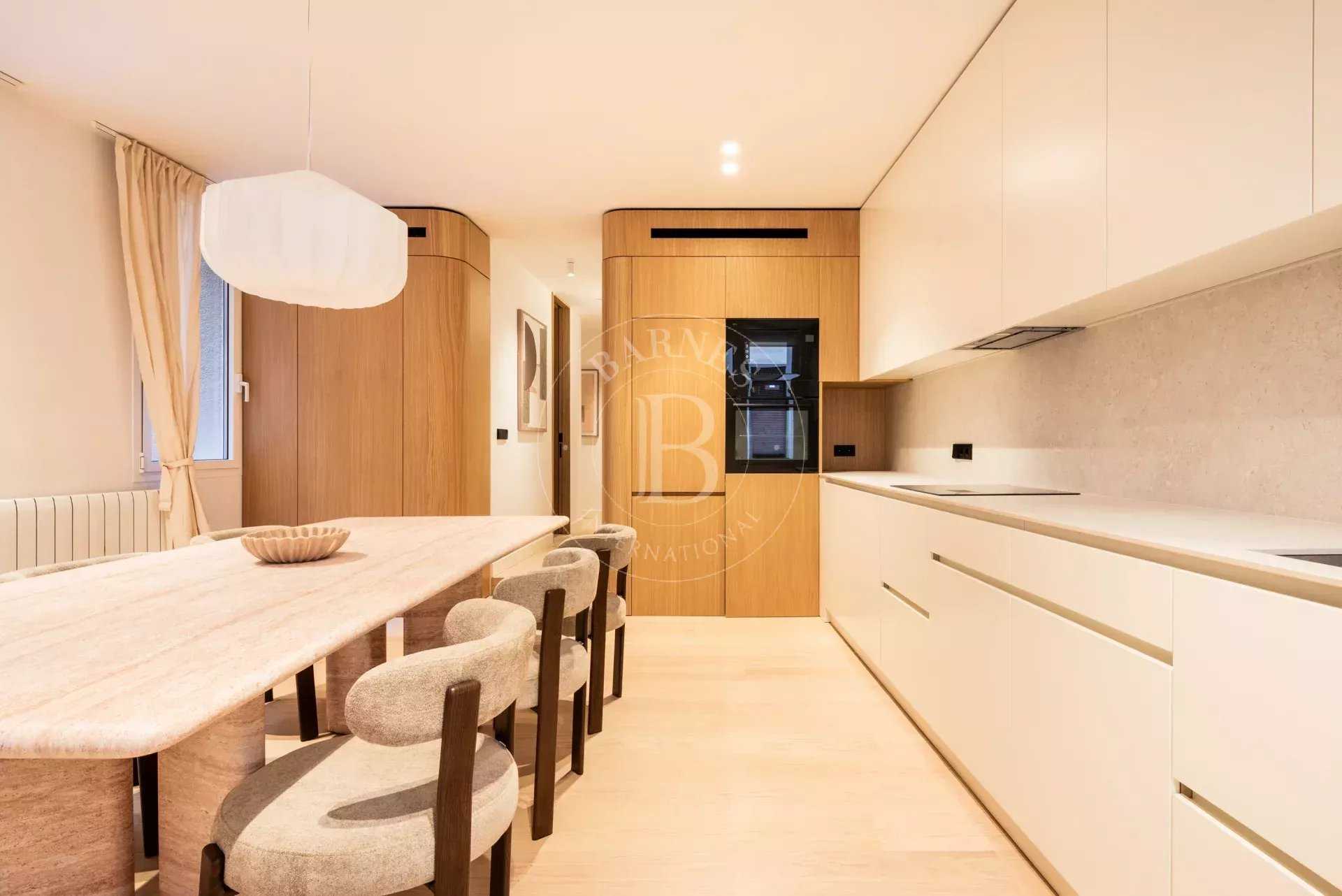 Madrid  - Apartment 3 Bedrooms