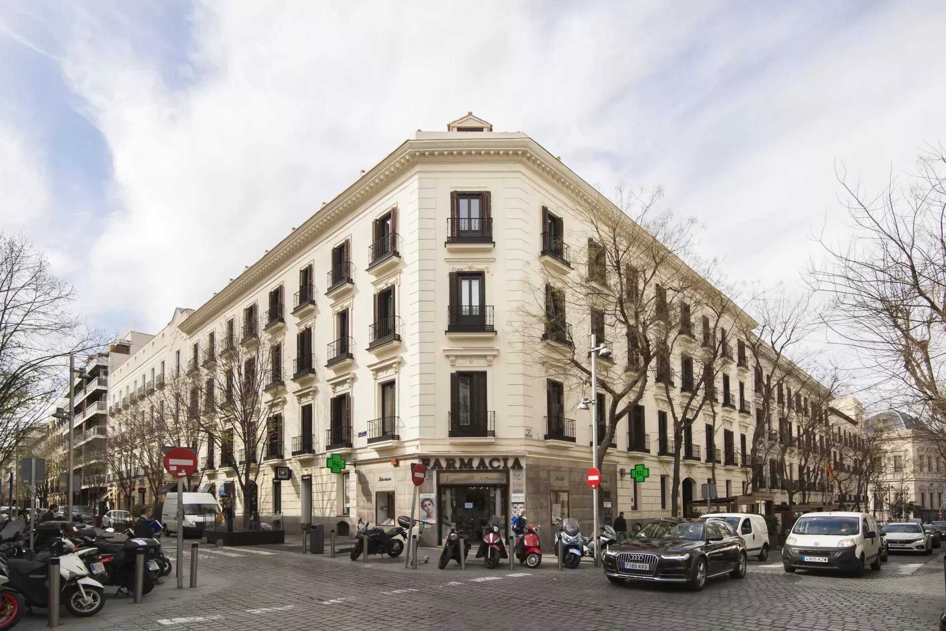 Madrid  - Apartment 5 Bedrooms