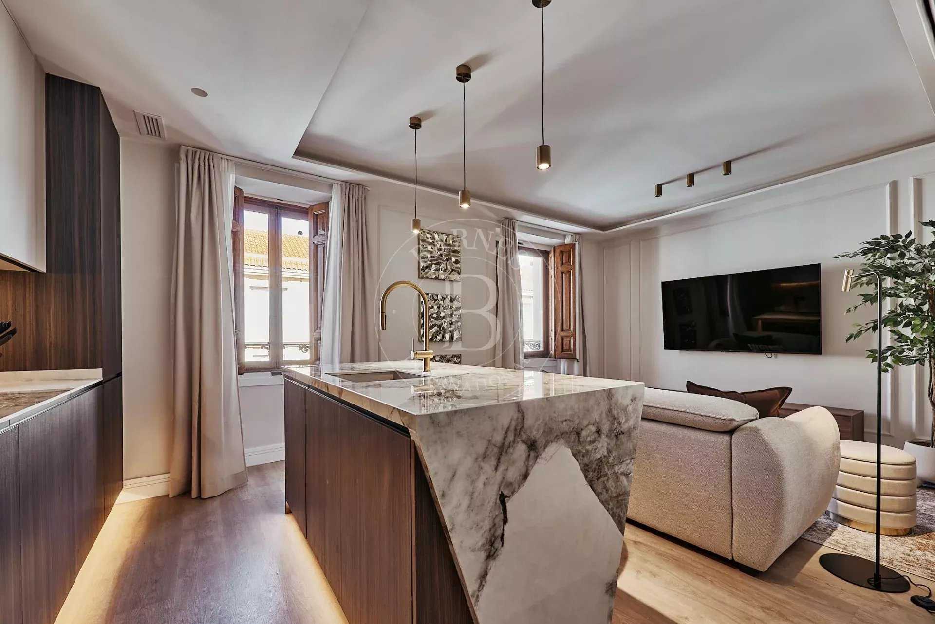 Madrid  - Apartment 3 Bedrooms