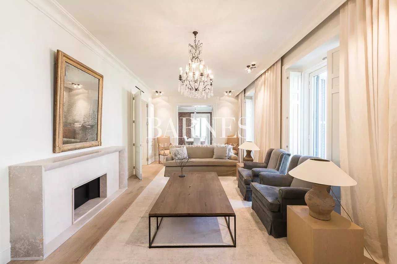 Madrid  - Apartment 6 Bedrooms