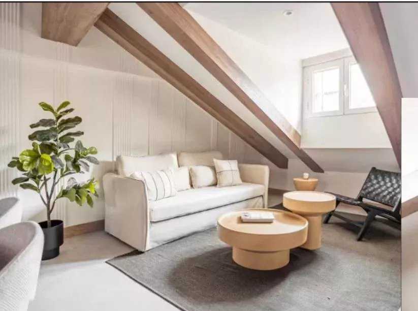 Madrid  - Apartment 4 Bedrooms