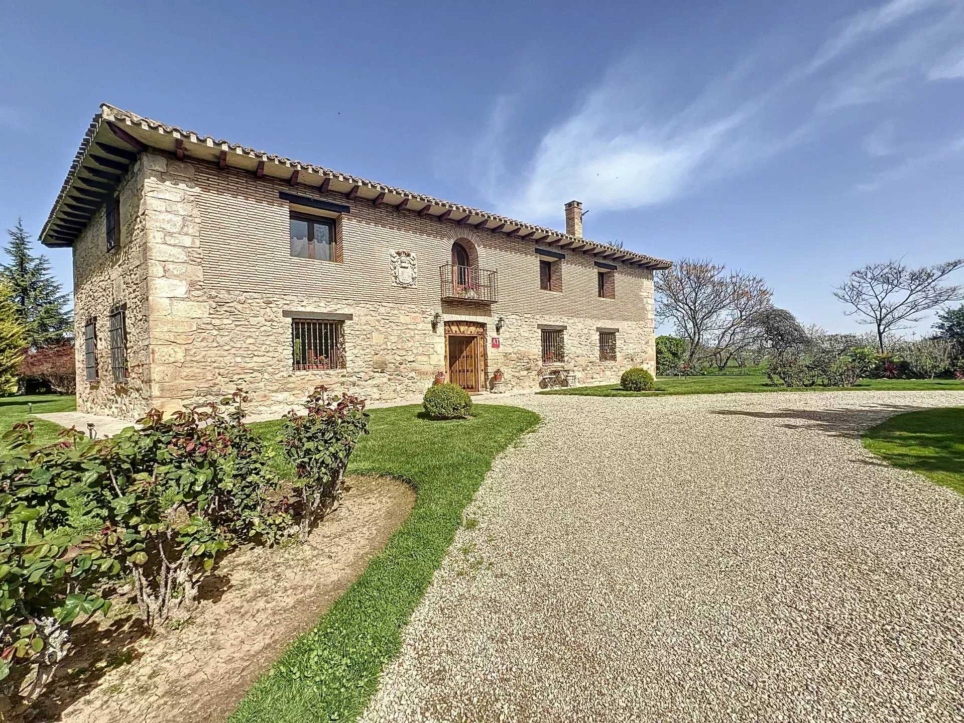 Logroño  - Finca 5 Cuartos 5 Habitaciones