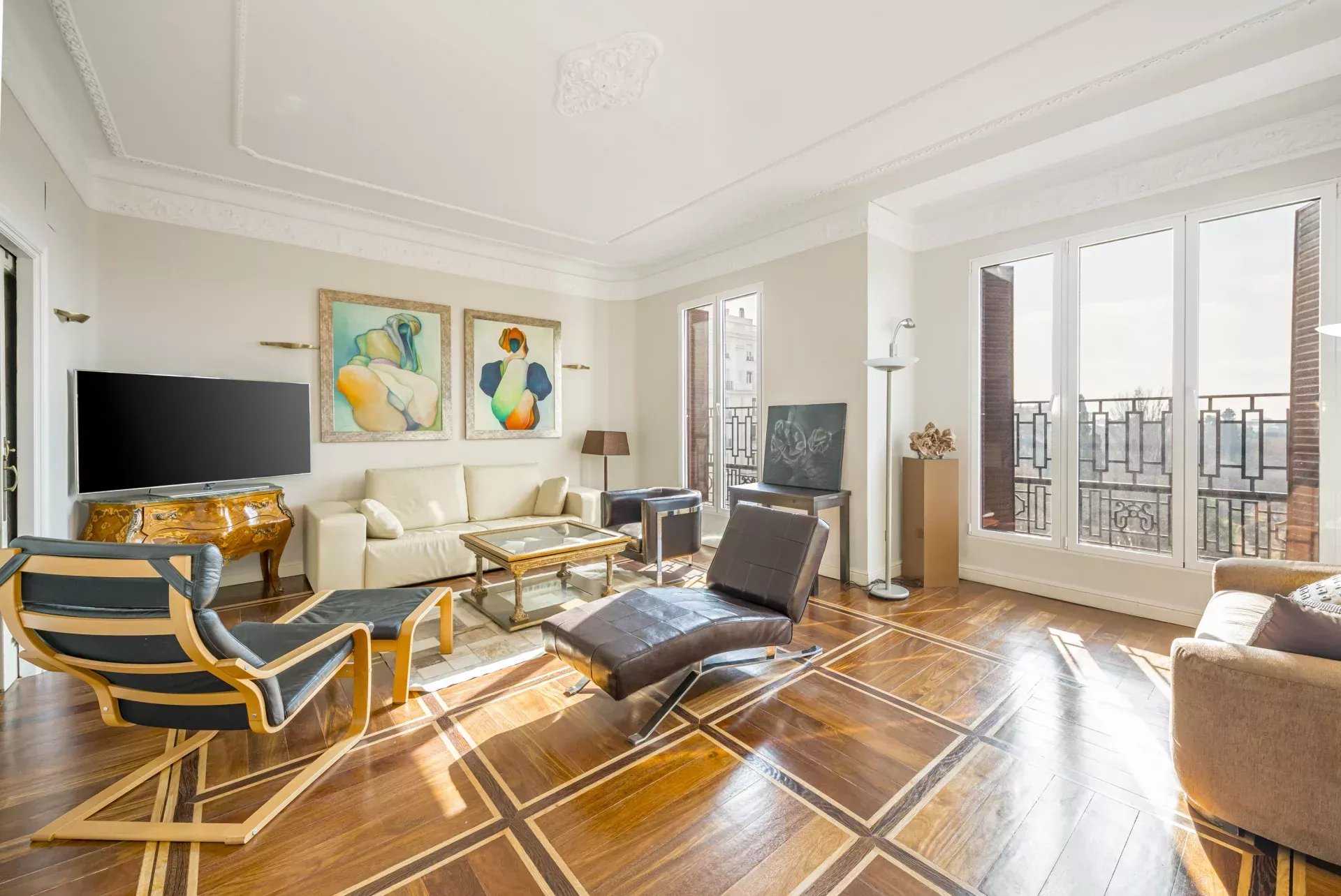 Madrid  - Apartment 4 Bedrooms