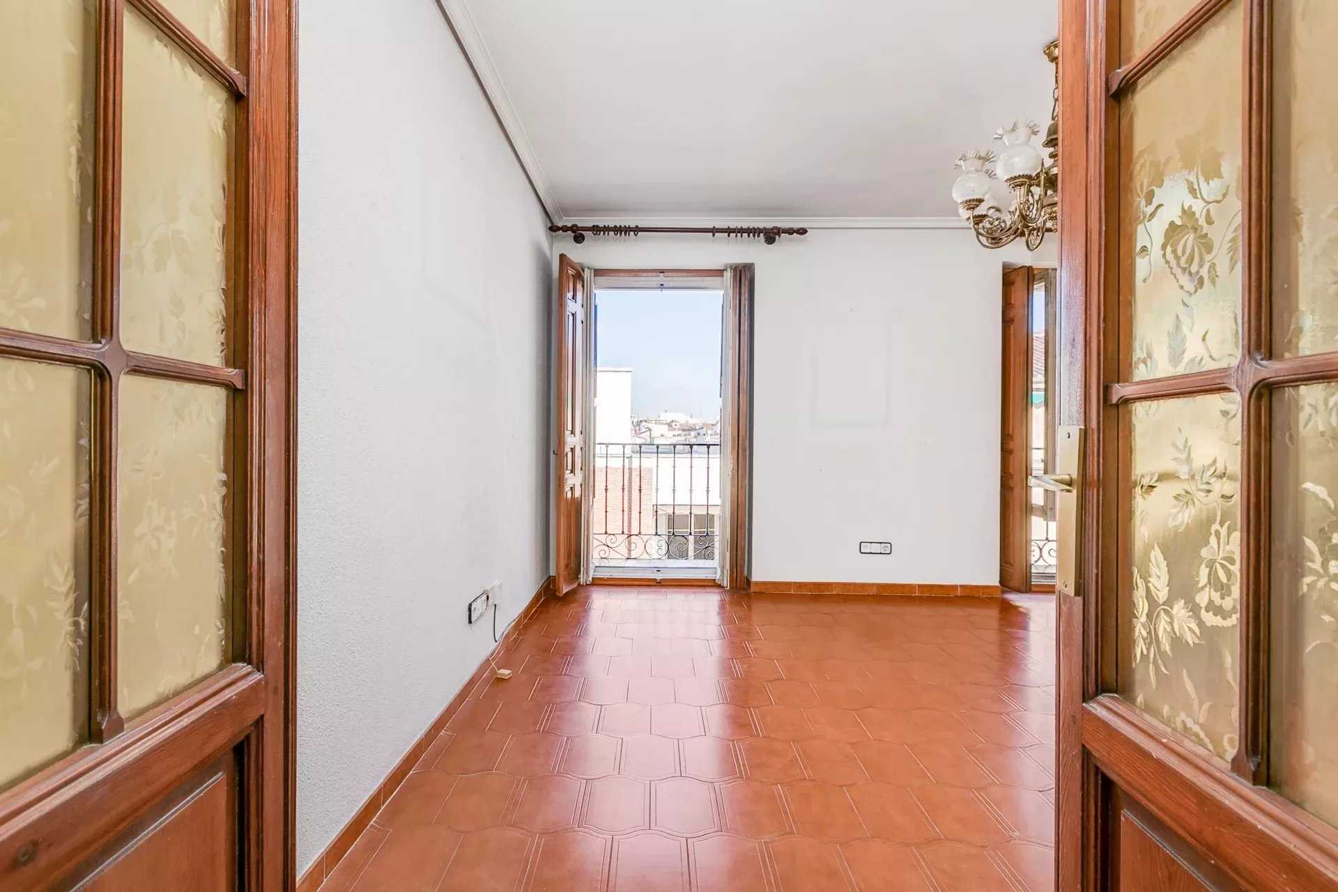Apartment Madrid  -  ref 83606454 (picture 3)