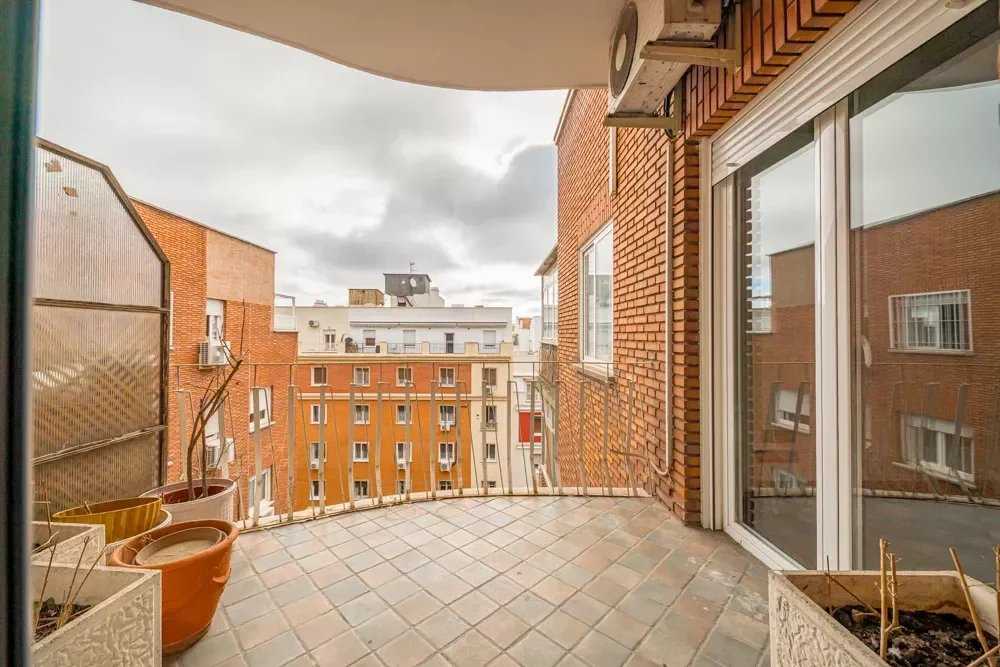 Apartment Madrid  -  ref 84473342 (picture 2)