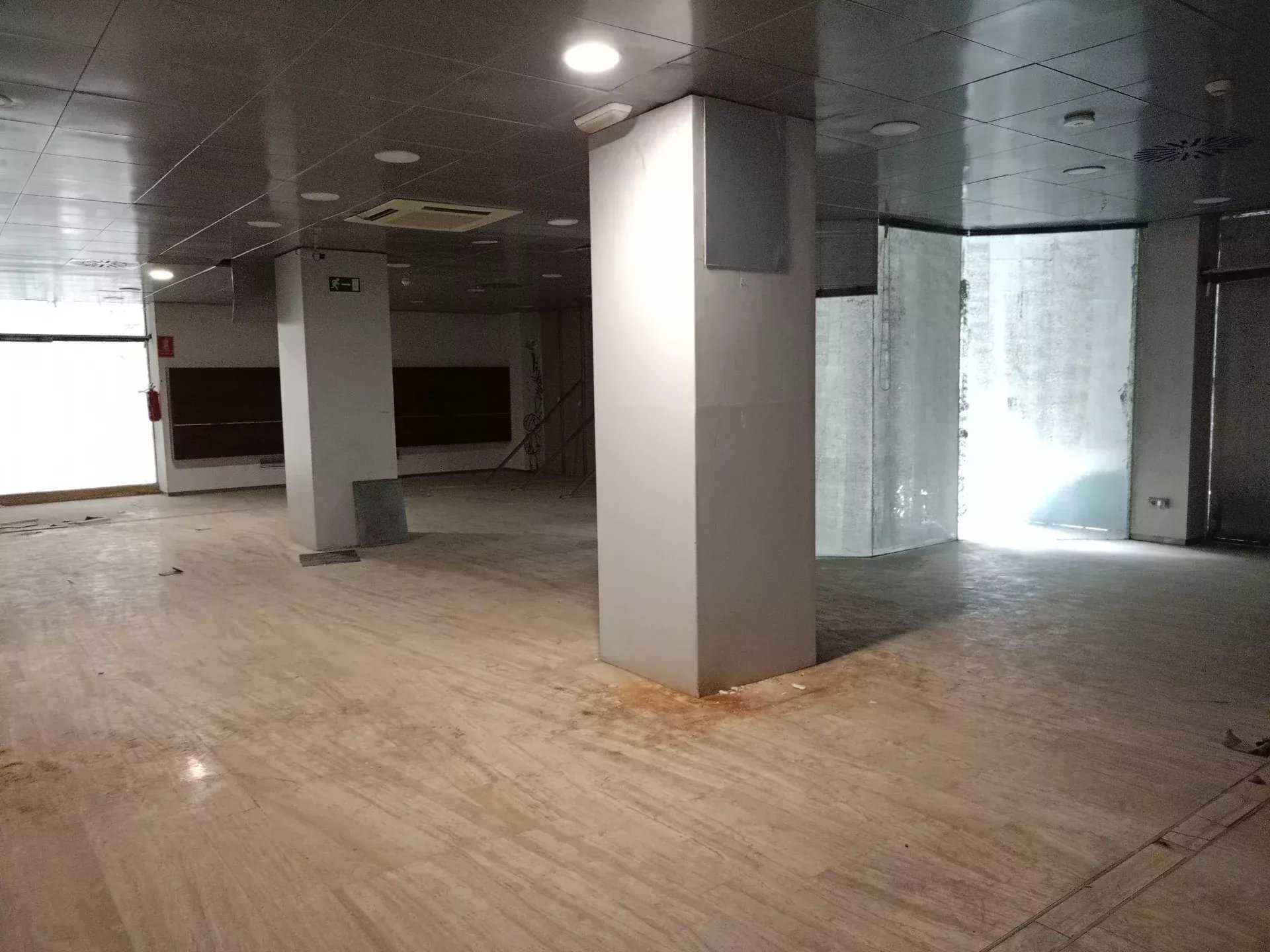 Local commercial Madrid  -  ref 82527412 (picture 3)