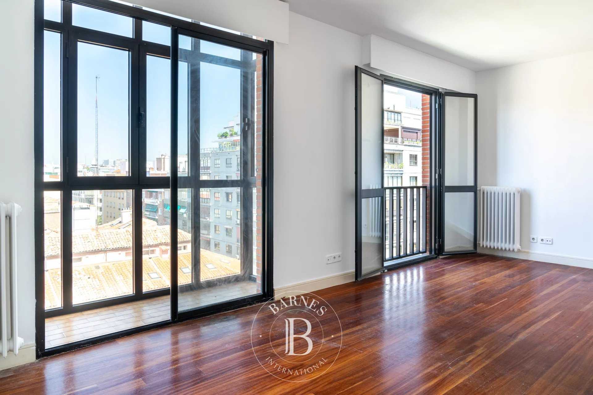 Apartment Madrid  -  ref 83167441 (picture 1)