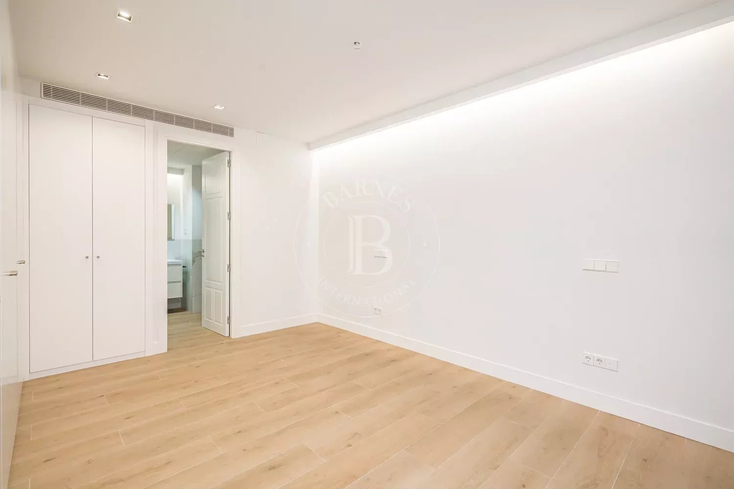 Madrid  - Apartment 3 Bedrooms - picture 20