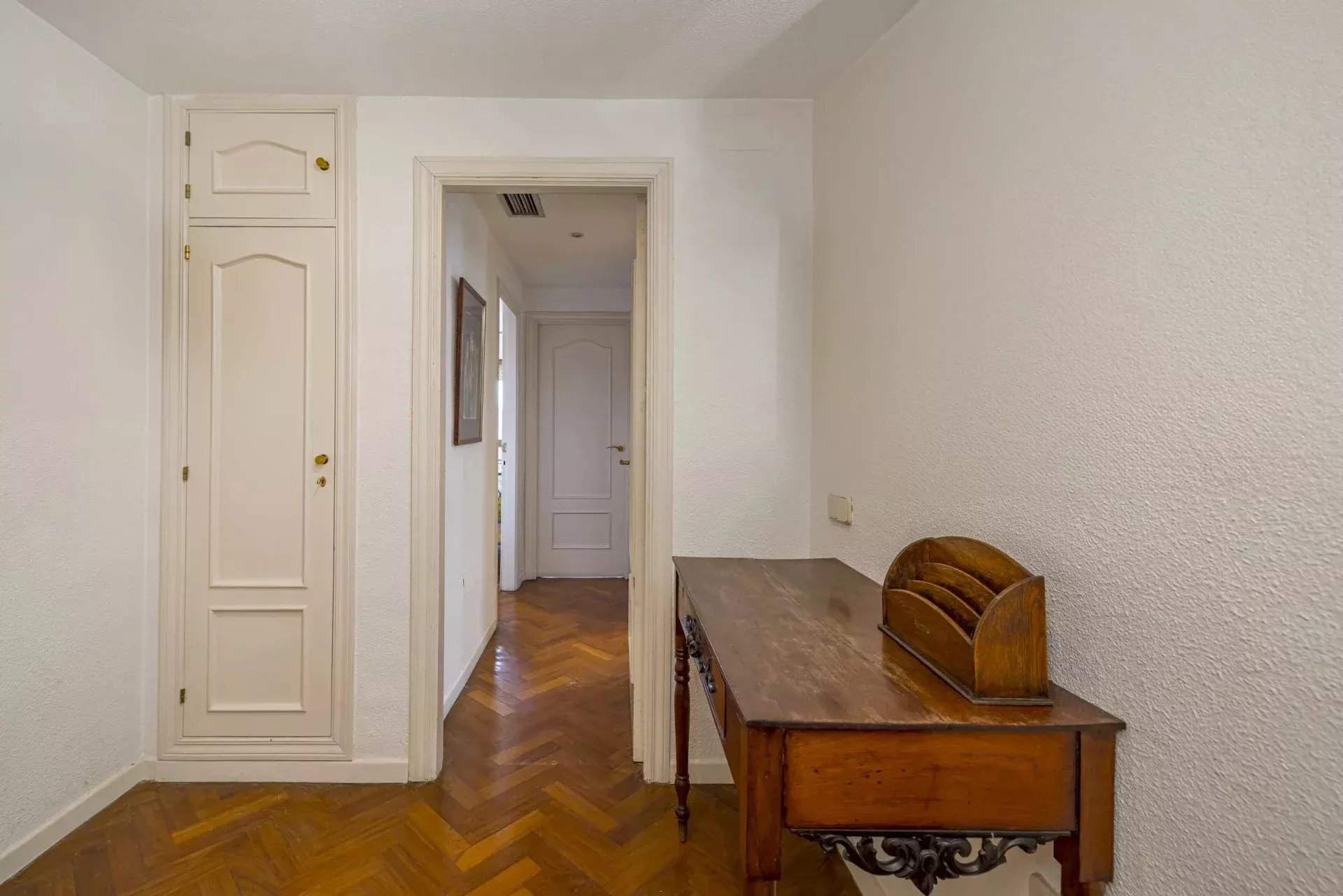 Madrid  - Apartment 3 Bedrooms - picture 14