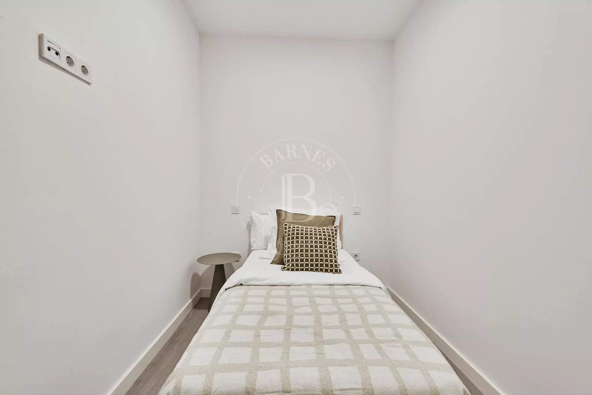 Madrid  - Apartment 2 Bedrooms - picture 12