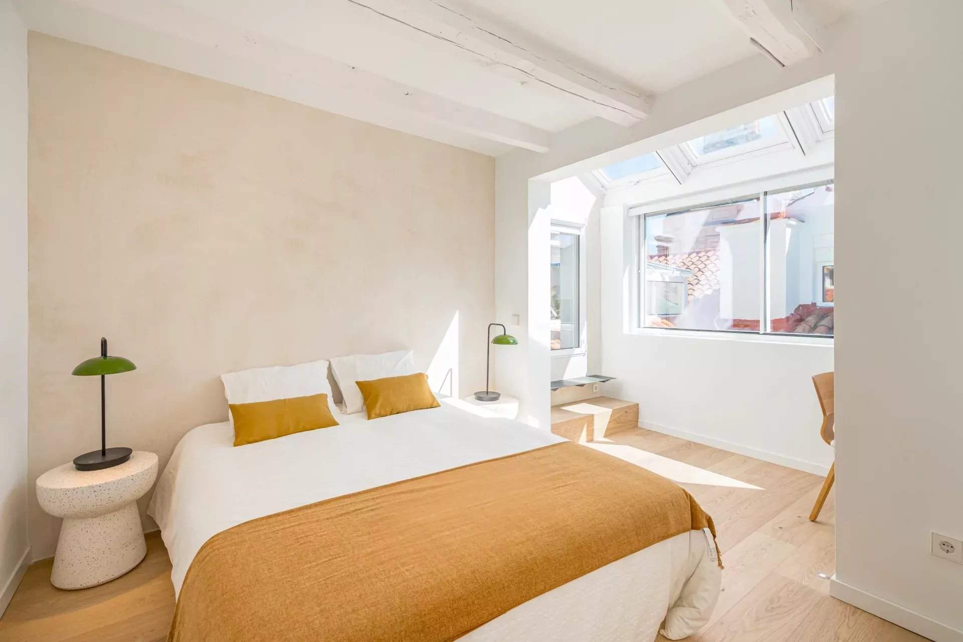 Madrid  - Apartment 4 Bedrooms - picture 2